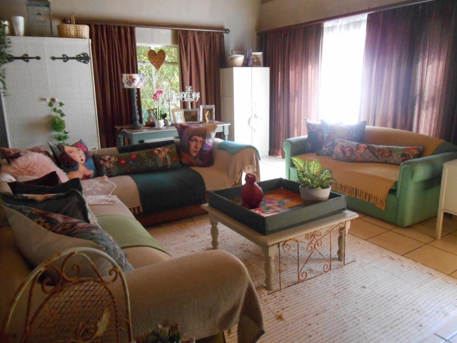 4 Bedroom Property for Sale in Humansdorp Eastern Cape